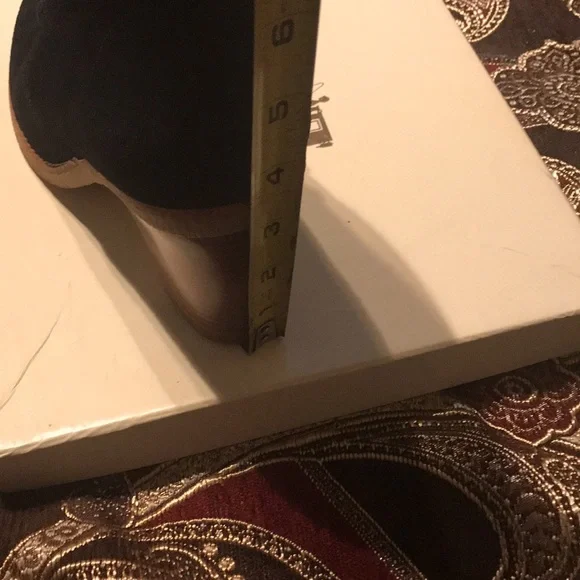 🔥🔥🔥Coach Suede Boots - Picture 10 of 10